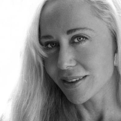 Empowered Woman Uses 98 Men For Meals, Validation, and Blog Fodder
