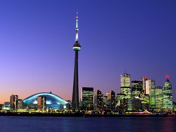 Why Emigrating To Toronto Is A Bad Choice For Successful And Ambitious Men