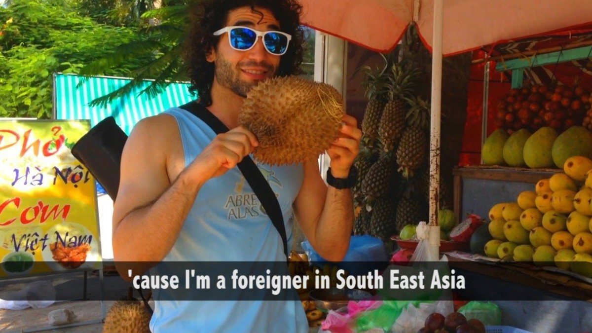 4 Reasons Why Living Abroad Is Not All It’s Cracked Up To Be