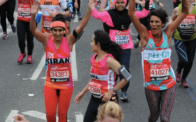 Deranged Indian Feminist Runs London Marathon With Period Blood Running Down Her Leg