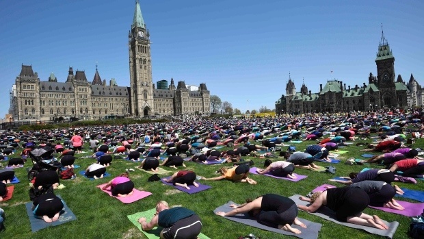 University Of Ottawa Bans Yoga Class Because Of “Cultural Genocide” Against Indians