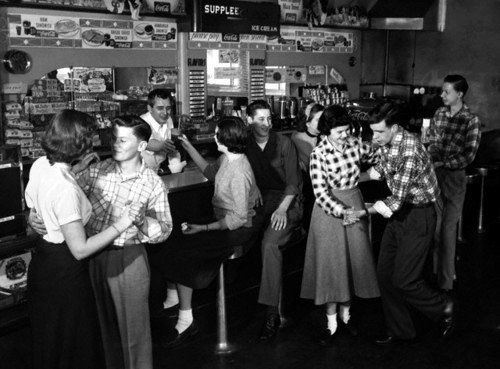 38 Pictures That Show The Decline Of America Since The 1950s