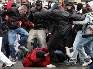 12 Methods America Is Using To Turn France Into A Globalist Nightmare