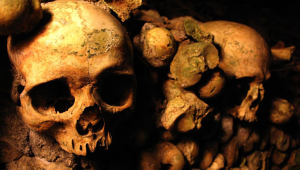 7 Things I Learned About Masculinity From Wandering The Paris Catacombs