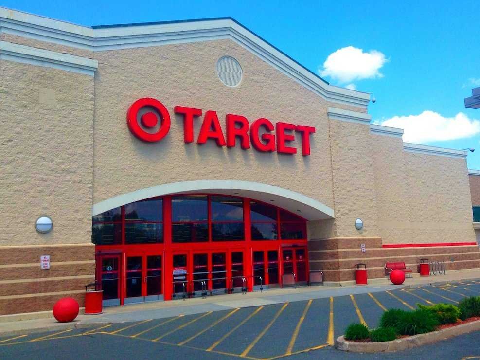 Why The Ladies’ Restrooms In Target Stores Are The Best Place To Meet Women In 2016