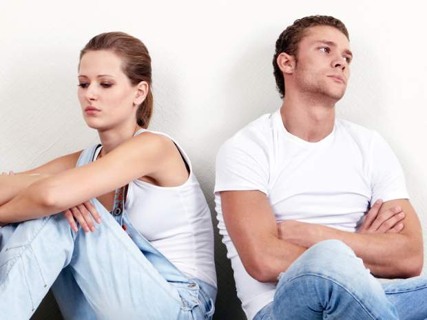 8 Factors That Are Destroying Healthy Relationships Between Men And Women