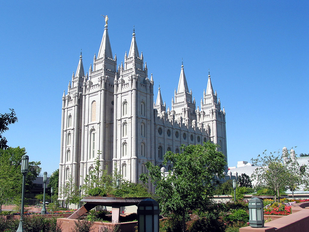 ROK Undercover: What It Was Like To Spend A Day At A Mormon Church