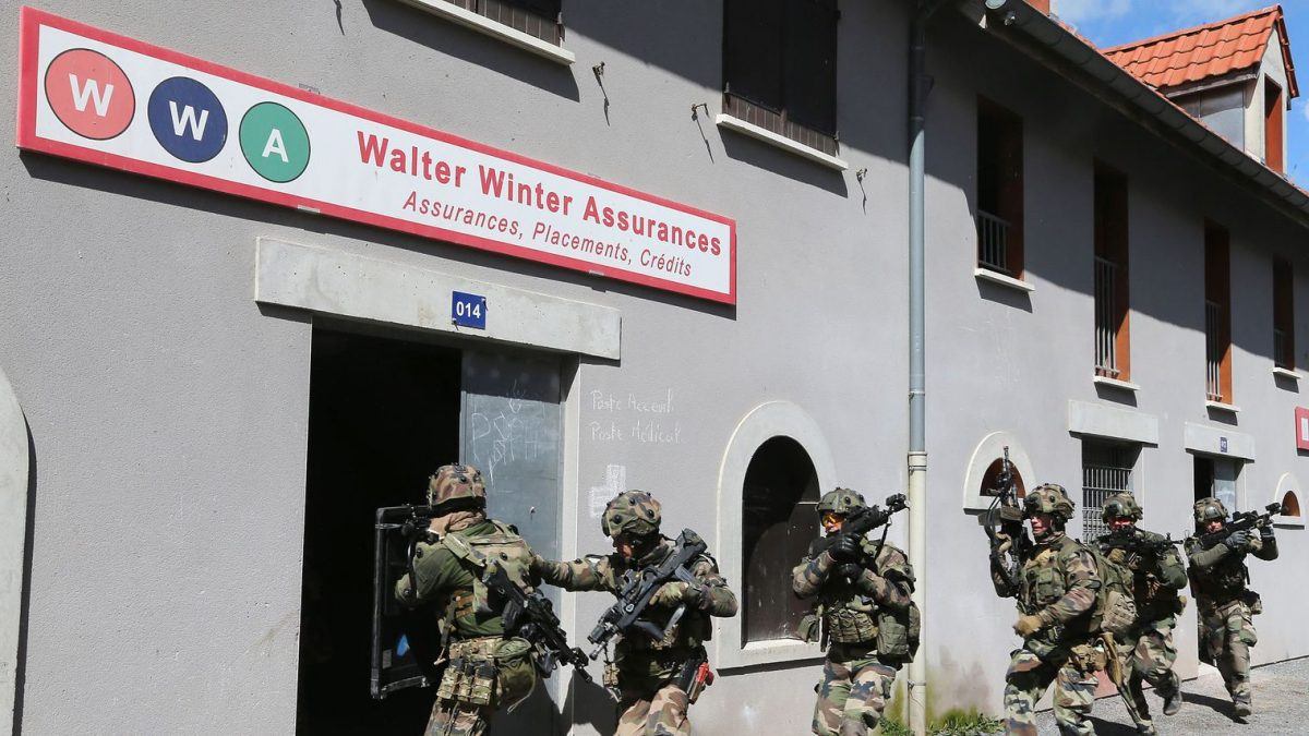 French Writer Reveals That Army Is Planning To Recapture Muslim No-Go Zones