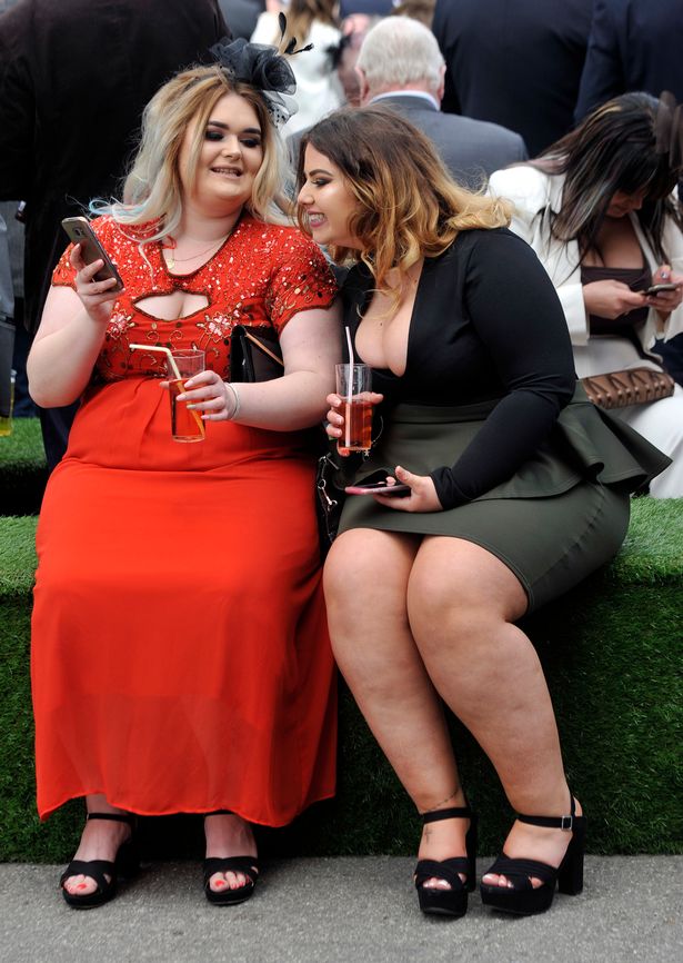 40 Images Of The Grand National’s “Ladies Day” That Show How Low Western Women Have Sunk