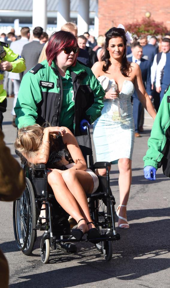 40 Images Of The Grand National’s “Ladies Day” That Show How Low Western Women Have Sunk