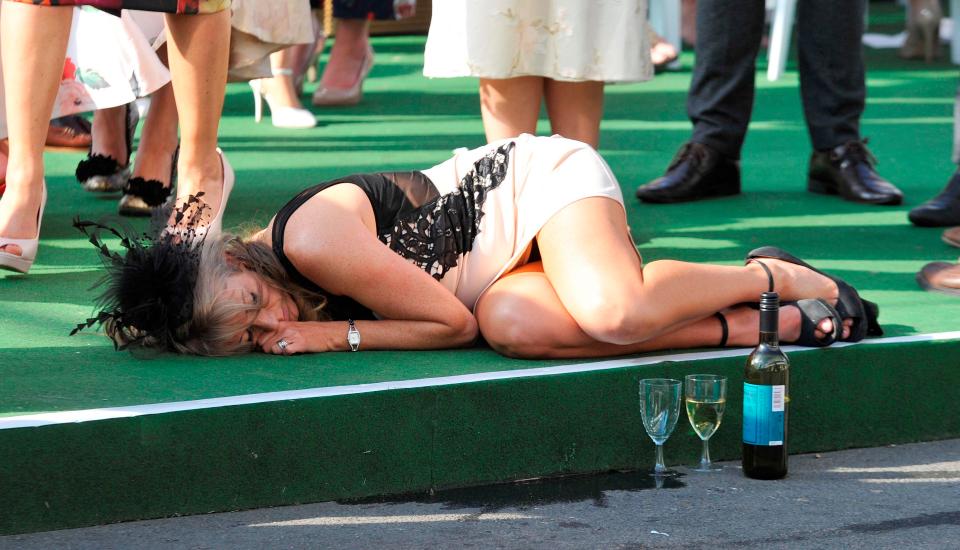 40 Images Of The Grand National’s “Ladies Day” That Show How Low Western Women Have Sunk