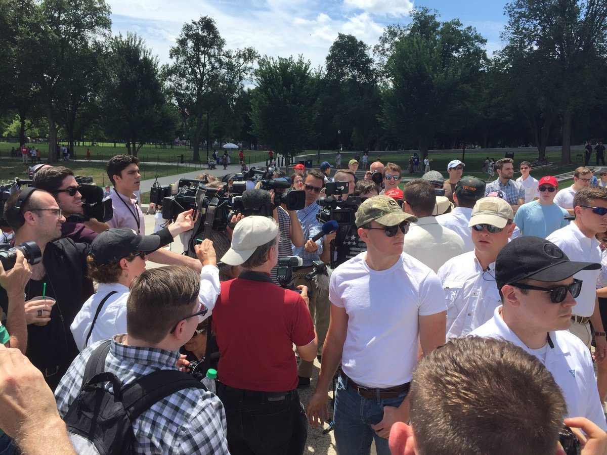 Alt Lite and Alt Right Hold Dueling Free Speech Rallies, Alt Right Wins