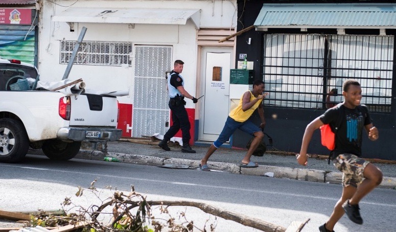 French Government Does Nothing About Black Looting On Hurricane-Ravaged Island Of St. Martin