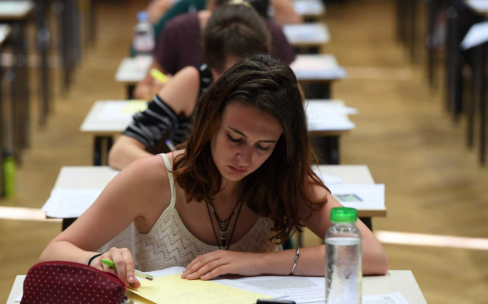 “Elite” Oxford University Gives Women More Time To Finish Their STEM Exams