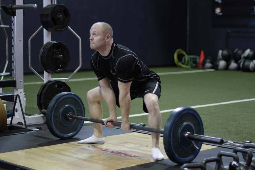 5 Variations Of The Classic Deadlift