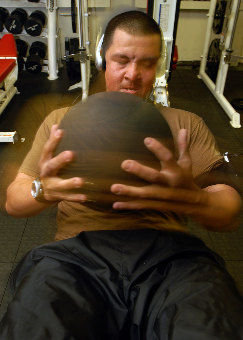 5 Exercises You Can Do With Medicine Balls