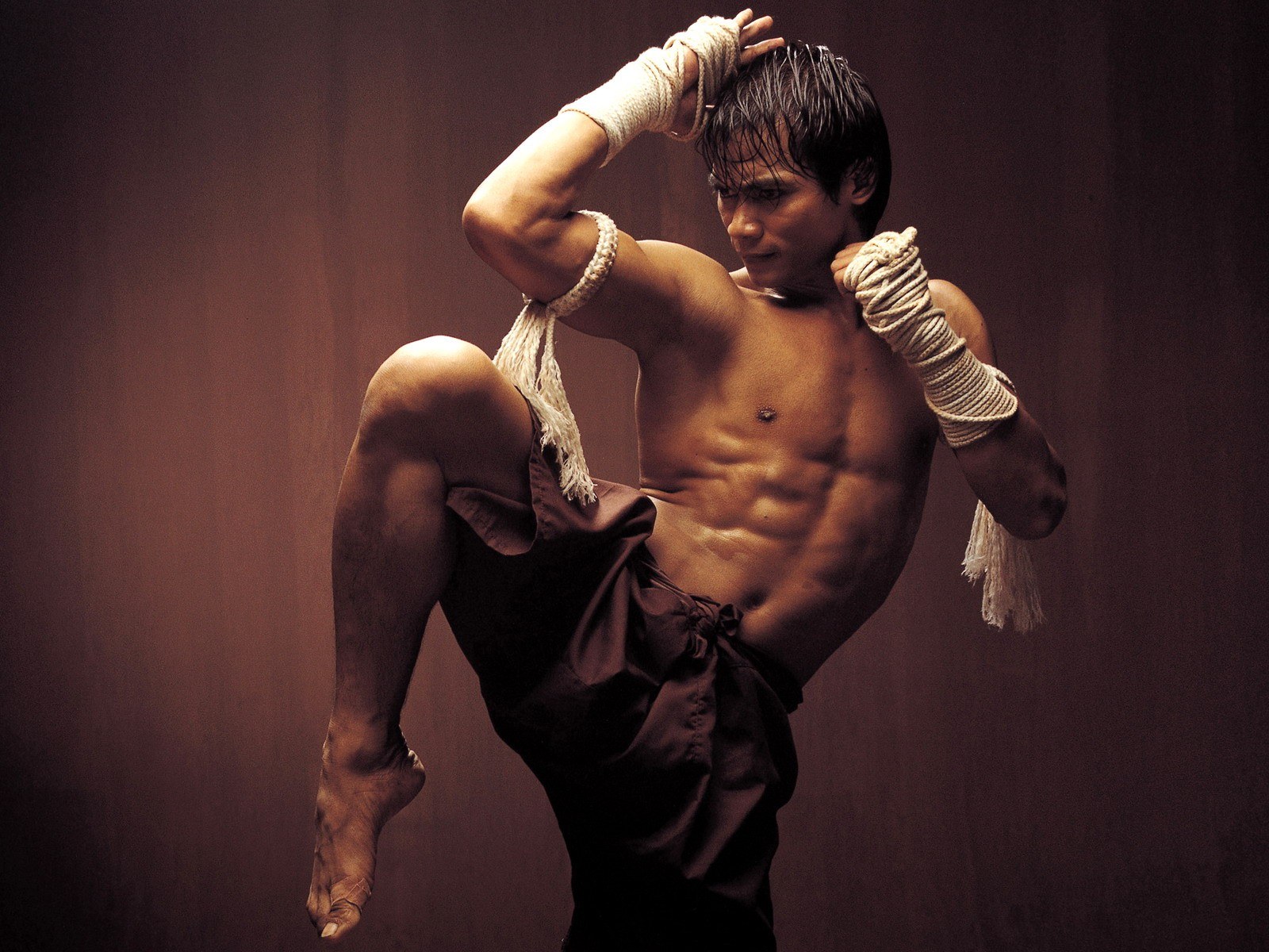 3 Awesome Bodyweight Exercises For Men Who Do Martial Arts