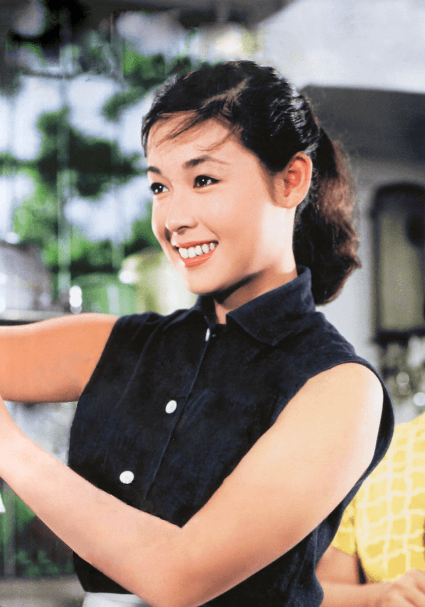 3 More Things American Girls Can Learn From Japanese Women