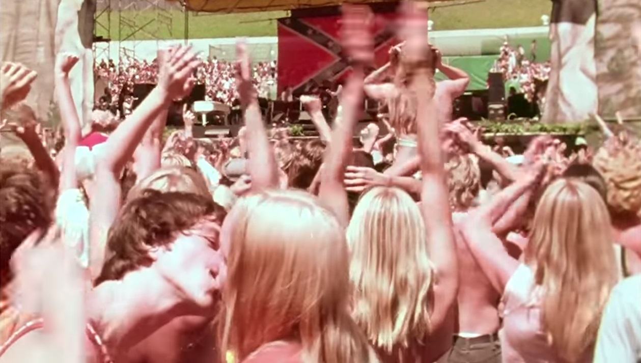 Lynyrd Skynyrd Concert Footage From 1977 Showed That Even California’s Women Were Once Beautiful